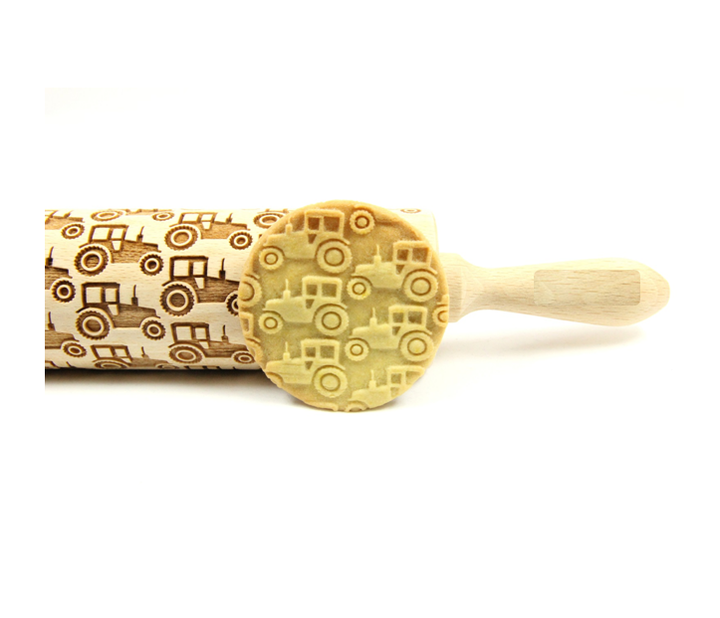 FARM TRACTOR DECORATED ROLLING PIN 43 CM