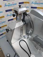AFFETTATRICE VERTICALE ∅ 30 USATA