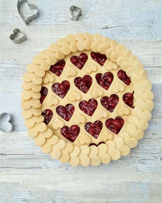 TAGLIAPASTA SET CUORE 9 PZ INOX