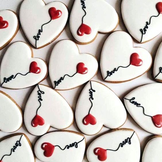 HEART COOKIE CUTTERS 6 PCS